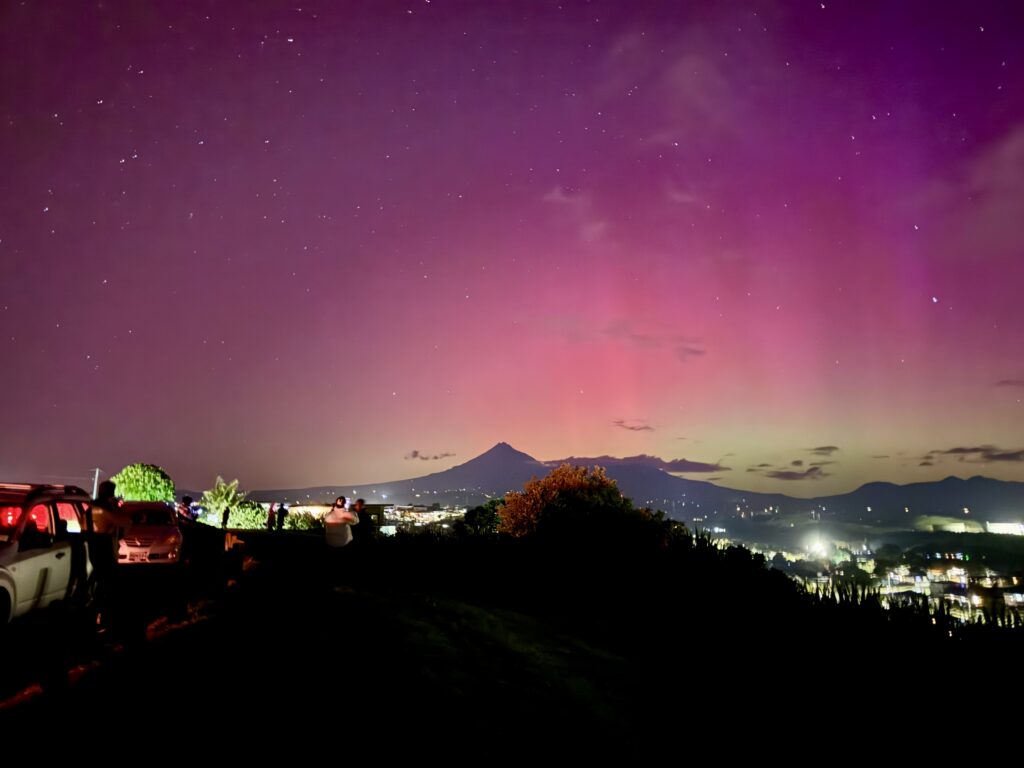 Aurora may be visible from Taranaki tonight – here's how and where to see it - Taranaki Media IMG 0207 - Taranaki Media